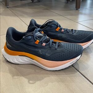 Saucony Endorphin Speed 4